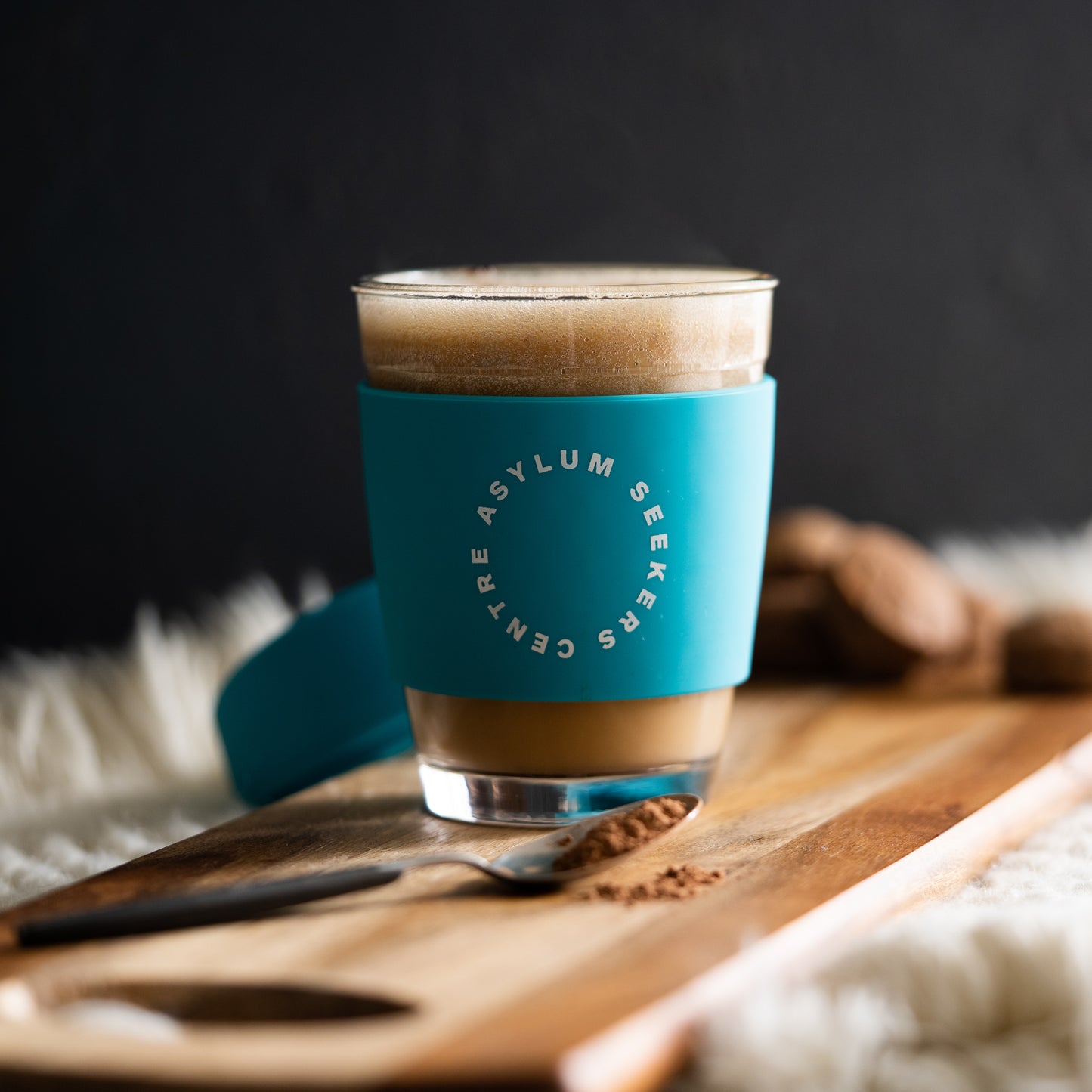 Reusable Coffee Cup: Keep Your Welcomes Warm